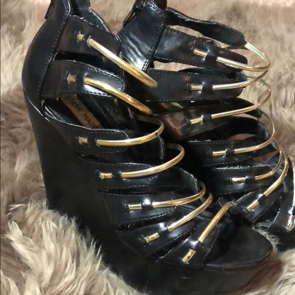 Black and Gold Open Toe Wedge